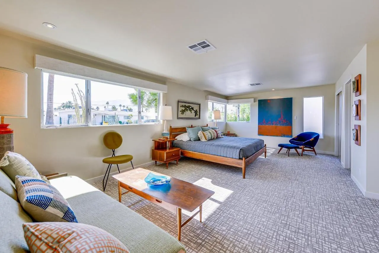 Luxe Palm Springs Home - 2 Mi To Downtown! Nyaraló